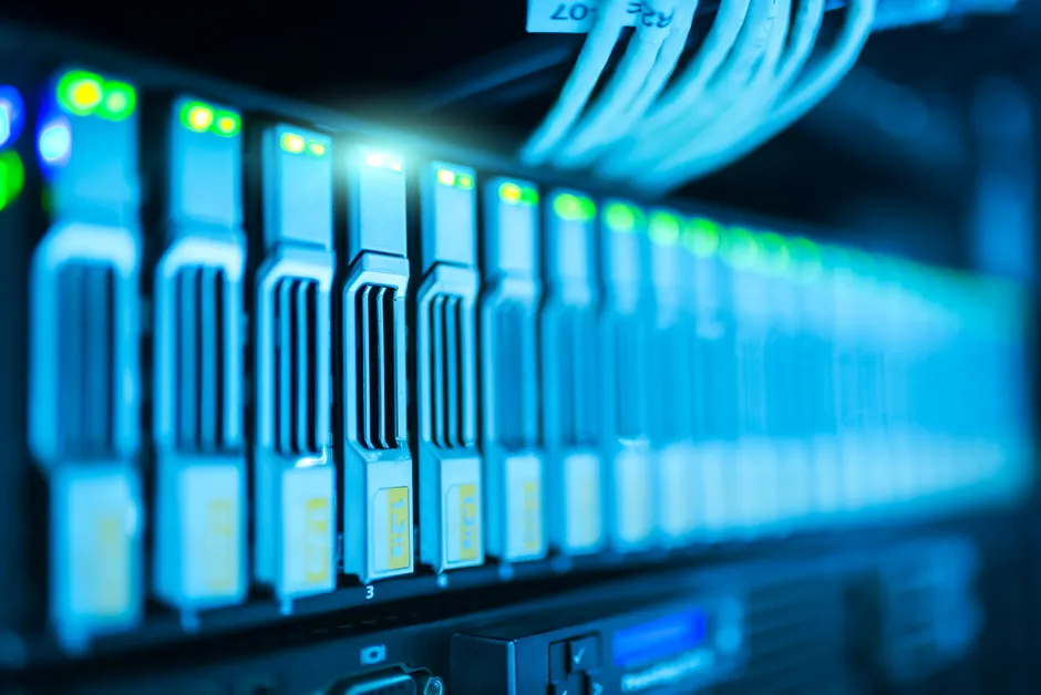Detail Cloud Computing Servers Blue Led Lights Number 6
