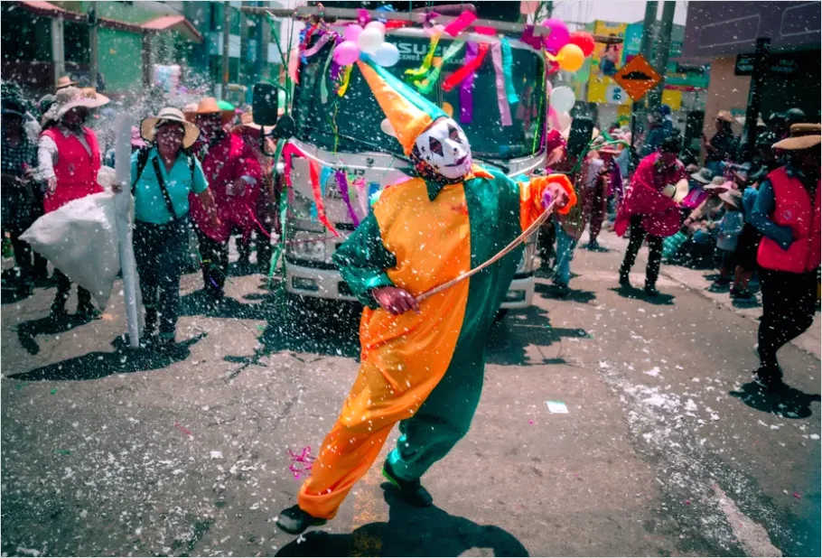 Detail Confetti Falling Parade Street Photo Number 8