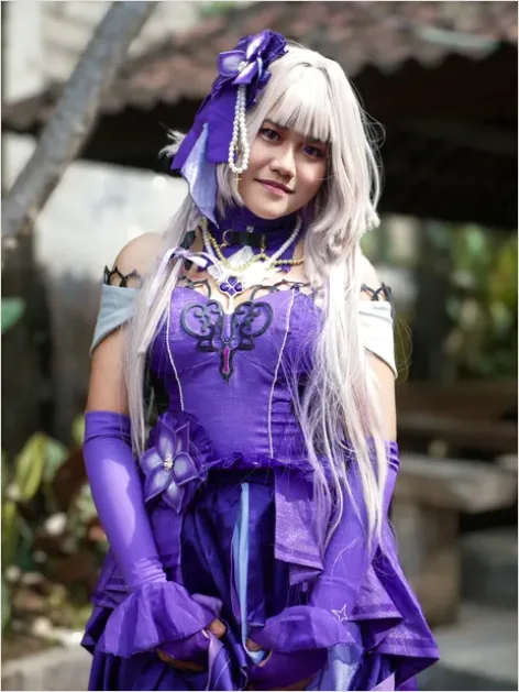 Detail Cosplay Costume Portrait Convention Photo Number 16