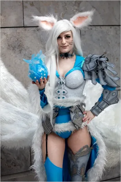 Detail Cosplay Costume Portrait Convention Photo Number 3