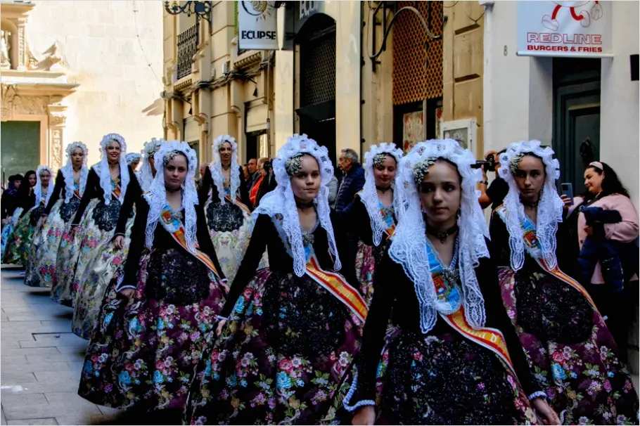 Detail Cultural Procession Traditional Dress Photo Number 16
