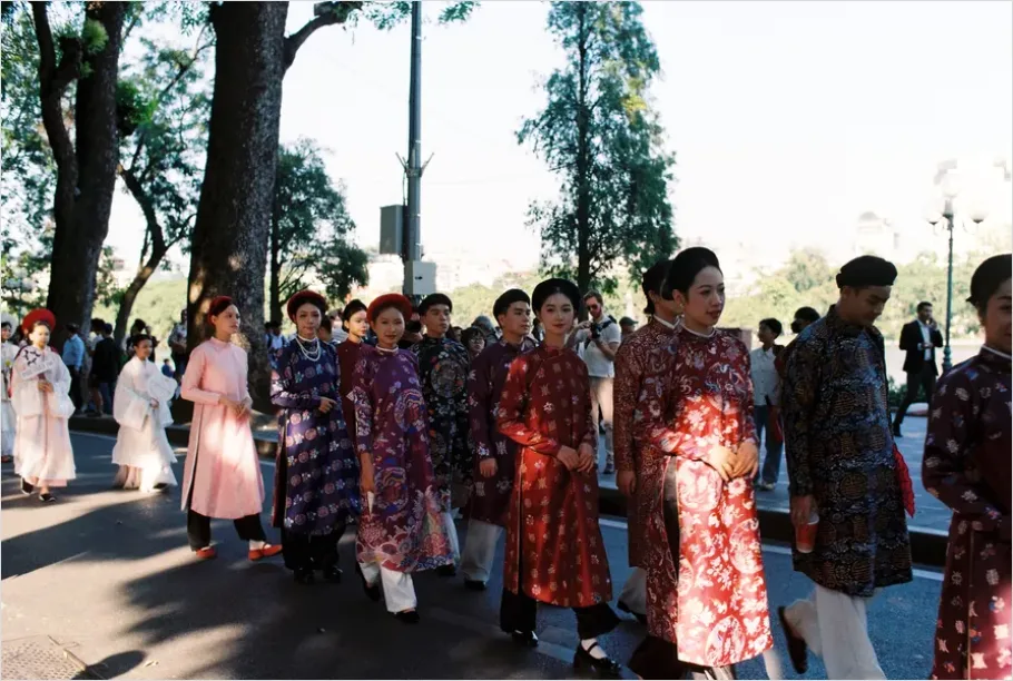 Detail Cultural Procession Traditional Dress Photo Number 6