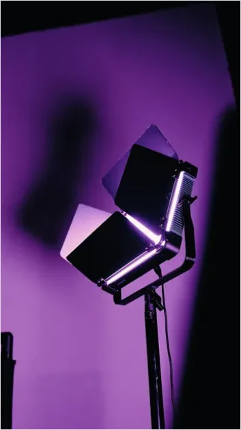 Detail Dramatic Stage Lighting Scene Photo Number 4