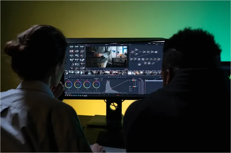 Detail Editor Editing Footage Timeline Photo Number 12