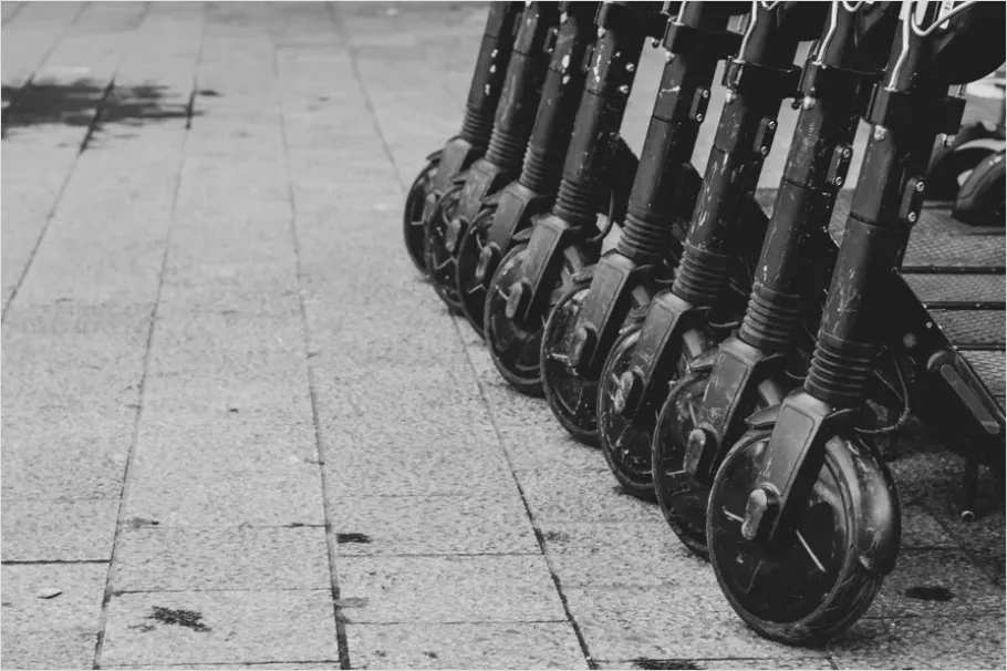 Detail Electric Scooter Sharing City Street Photo Number 2