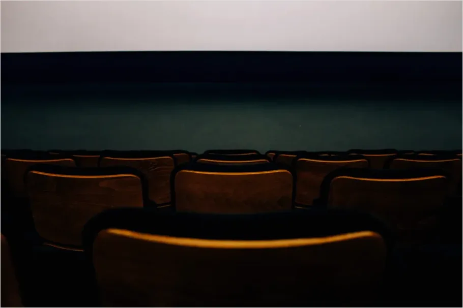 Detail Empty Movie Theater Seats Photo Number 4