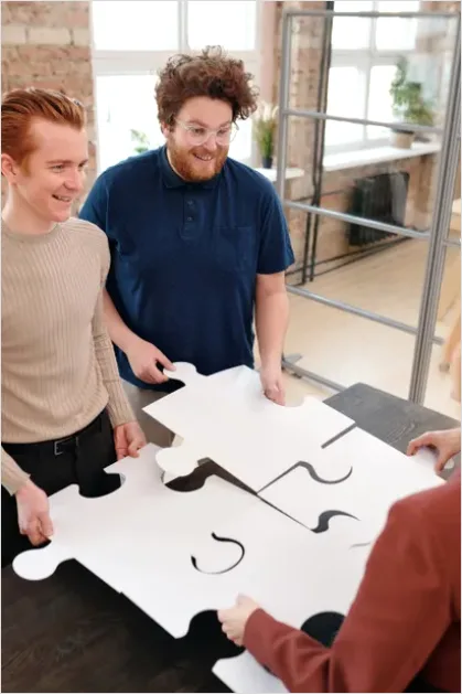 Detail Escape Room Team Solving Puzzle Photo Number 5