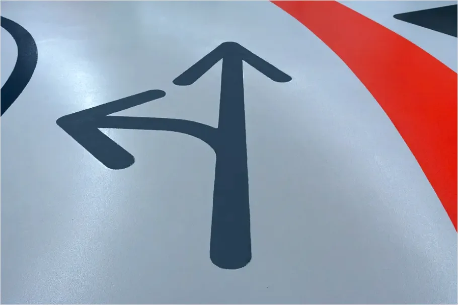Detail Event Signage Wayfinding Arrows Photo Number 9