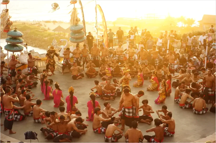 Detail Festival Crowd Dancing Sunset Photo Number 8