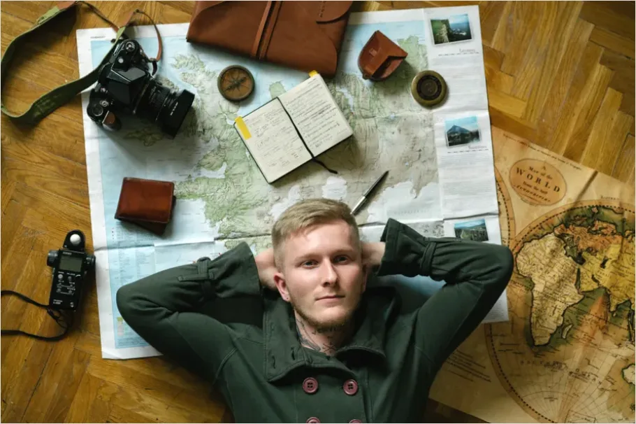 Detail Festival Map Brochure Flat Lay Photo Number 13