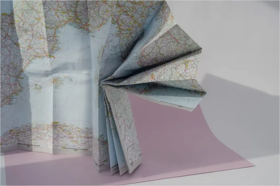 Detail Festival Map Brochure Flat Lay Photo Number 9