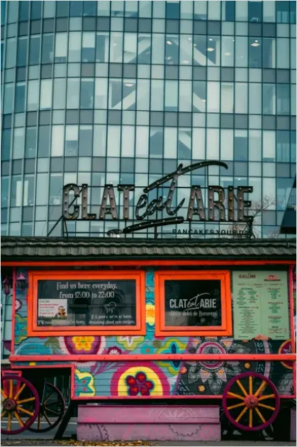 Detail Food Truck Exterior Vibrant Design Photo Number 3