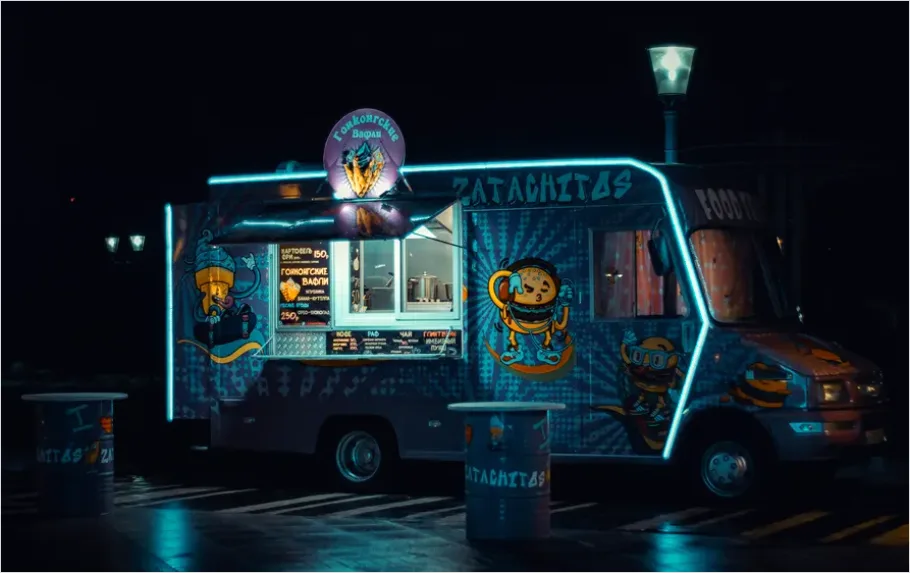 Detail Food Truck Exterior Vibrant Design Photo Number 8