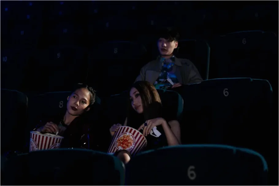 Detail Friends Watching Movie Together Photo Number 3