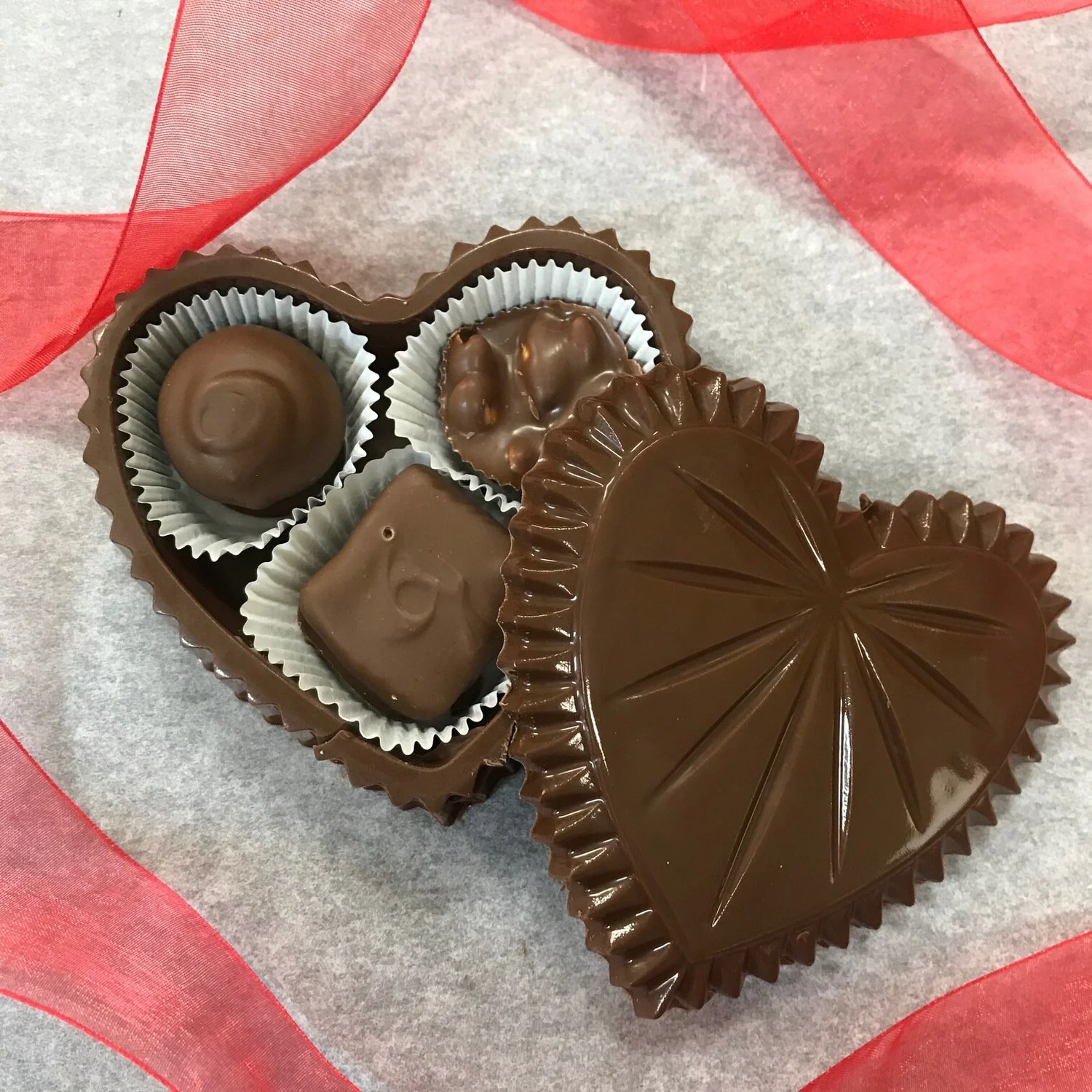 Detail Heart Shaped Chocolate Box Flat Lay Number 11
