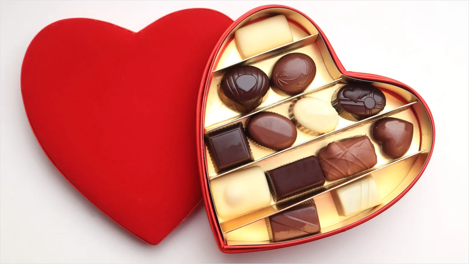 Detail Heart Shaped Chocolate Box Flat Lay Number 5