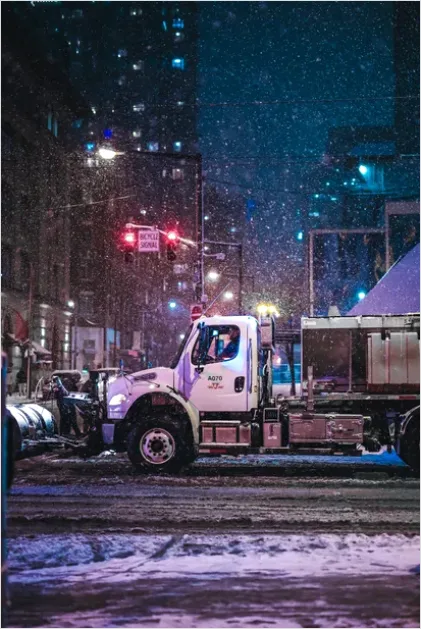 Detail Highway Maintenance Truck Photo Number 5