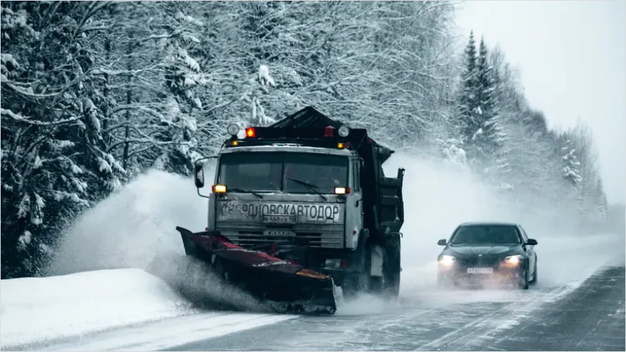 Detail Highway Maintenance Truck Photo Number 8