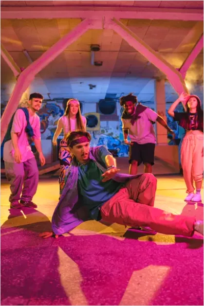 Hip Hop Dance Crew Performance Photo 913e