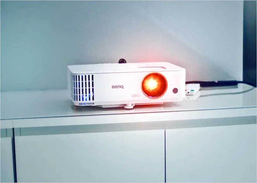 Detail Home Theater Projector Screen Photo Number 9