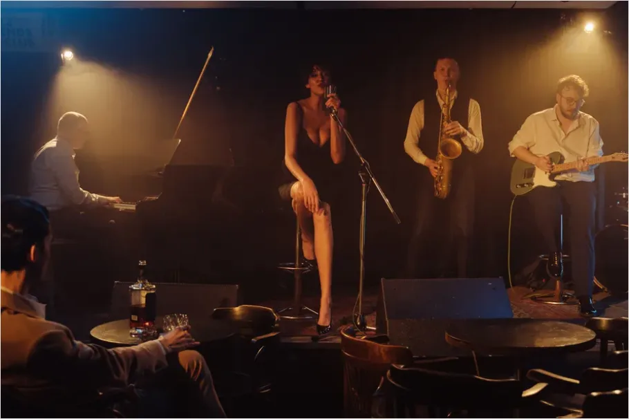 Detail Jazz Club Live Band Photo Number 2
