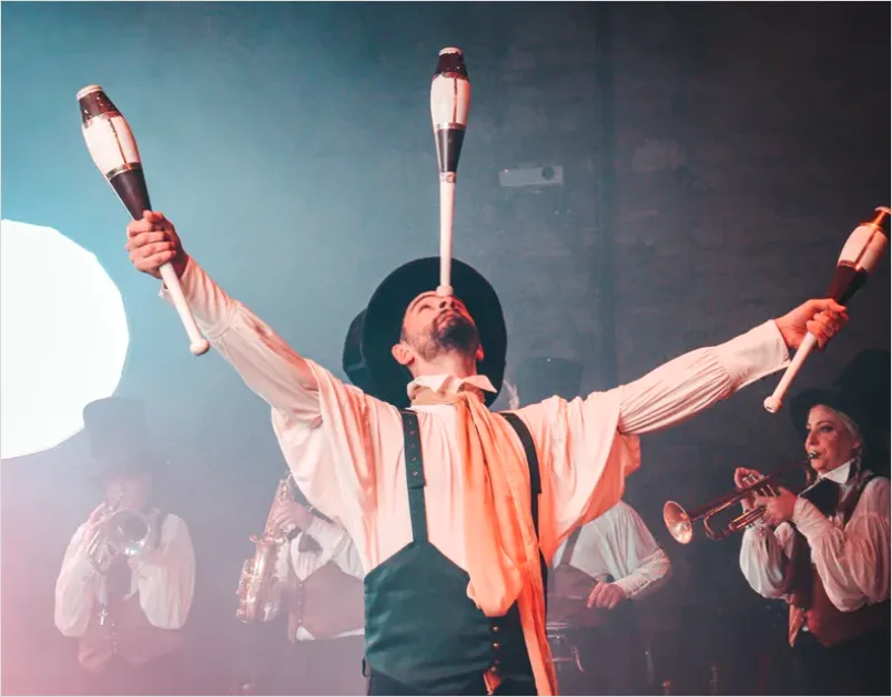Detail Juggler Performing Under Spotlight Photo Number 4