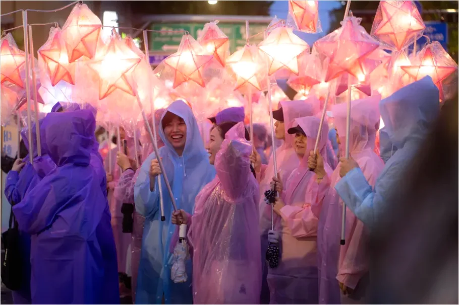 Detail Lantern Parade Night Festival Photo Number 5