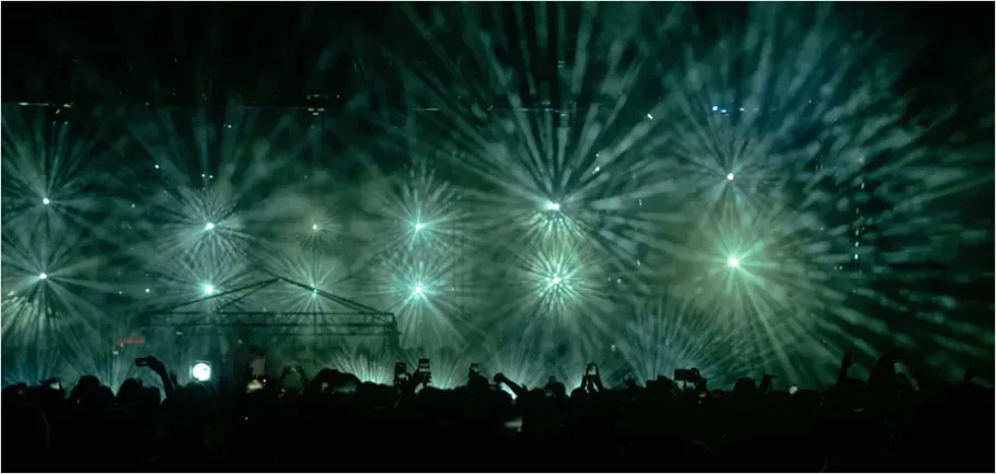 Detail Laser Lights Concert Atmosphere Photo Number 15
