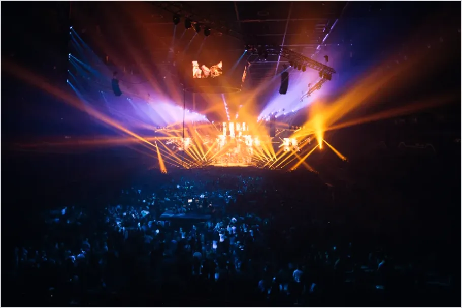 Detail Laser Lights Concert Atmosphere Photo Number 9