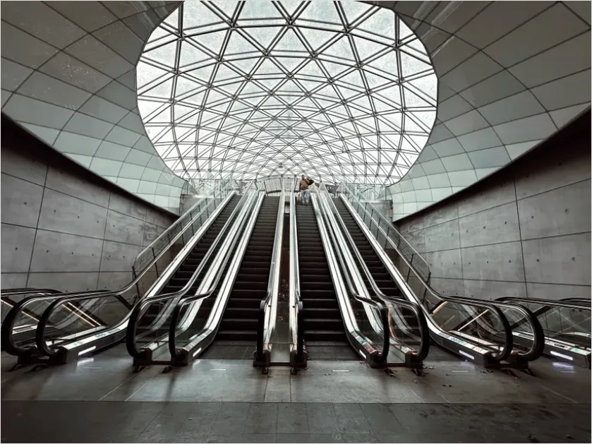 Detail Metro Station Architecture Interior Photo Number 6
