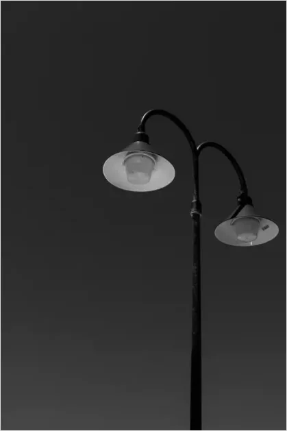 Detail Modern Street Lamp City Night Photo Number 6