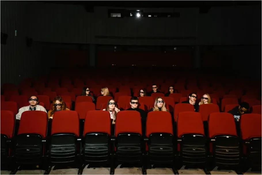 Detail Movie Theater Interior Audience Photo Number 16
