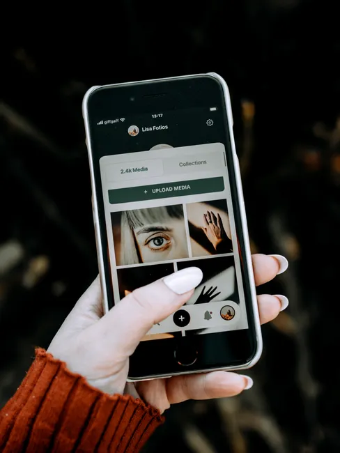 Detail Nft Marketplace App Interface On Phone Number 3