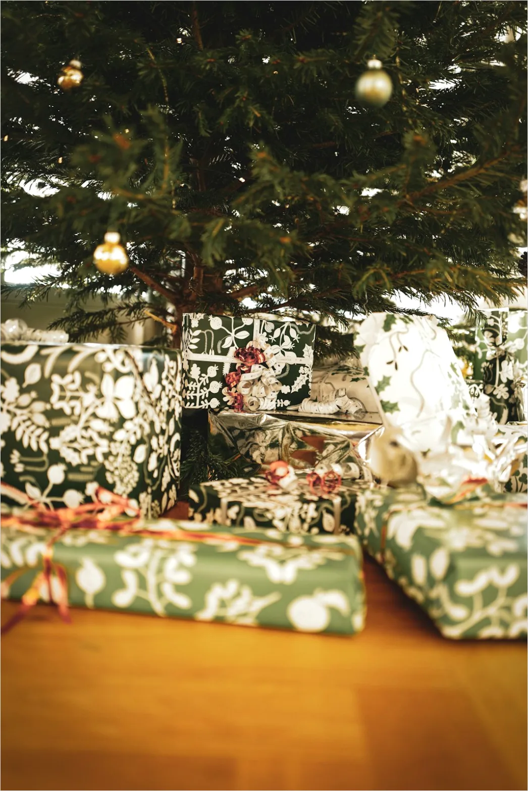 Detail Pile Of Wrapped Gifts Under Tree Number 12