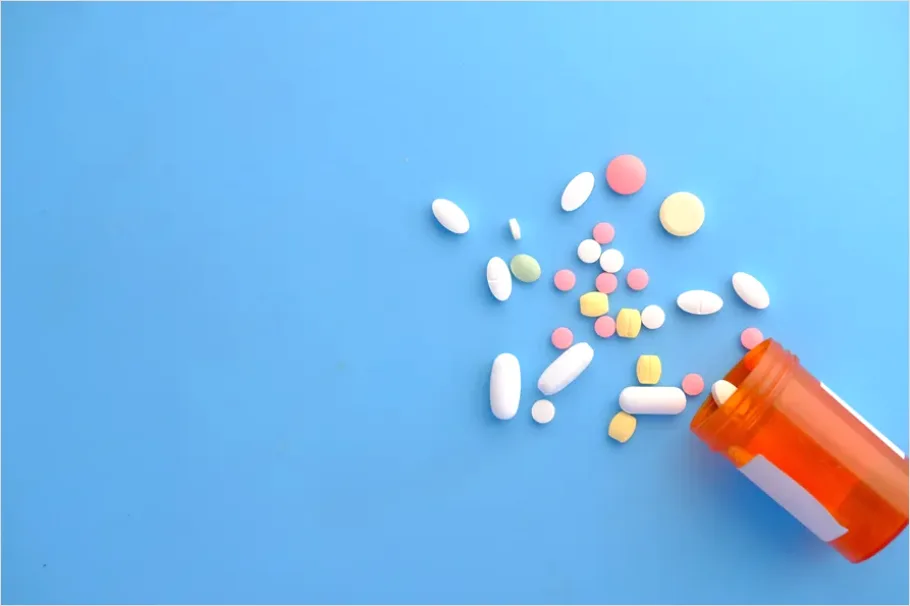 Detail Pill Bottles And Prescription Flat Lay Number 2