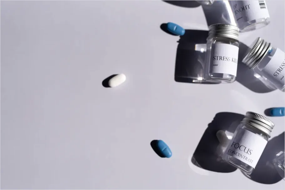 Detail Pill Bottles And Prescription Flat Lay Number 5