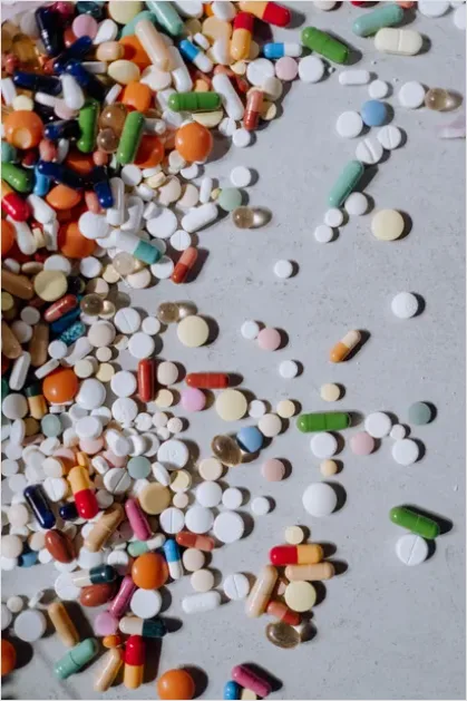 Detail Pill Bottles And Prescription Flat Lay Number 6