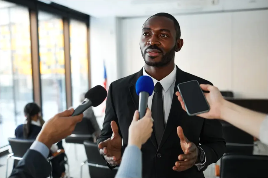 Detail Press Conference Microphones Photo Number 10
