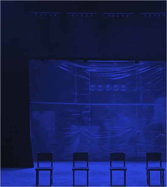 Detail Product Launch Stage Reveal Photo Number 14
