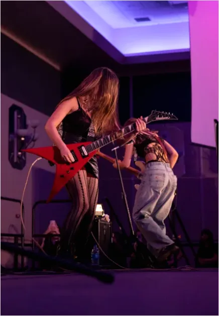 Detail Rock Concert Guitar Solo Photo Number 9