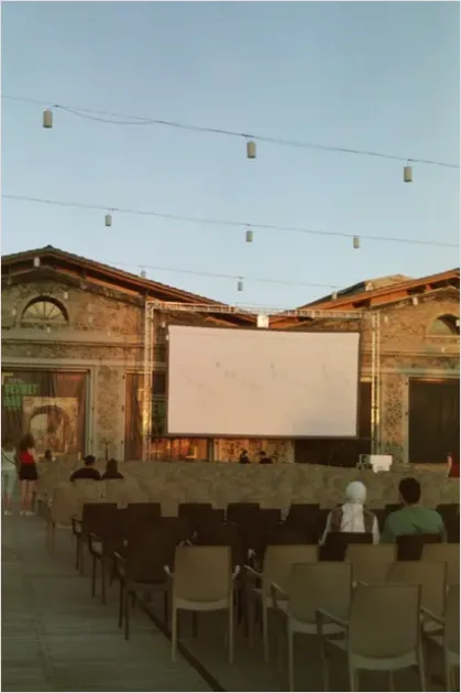 Detail Rooftop Movie Screening City View Photo Number 8