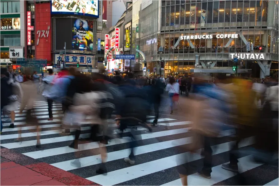 Detail Rush Hour Crowd Crosswalk Photo Number 13