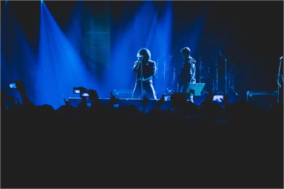 Detail Sing Along Fans Concert Photo Number 7