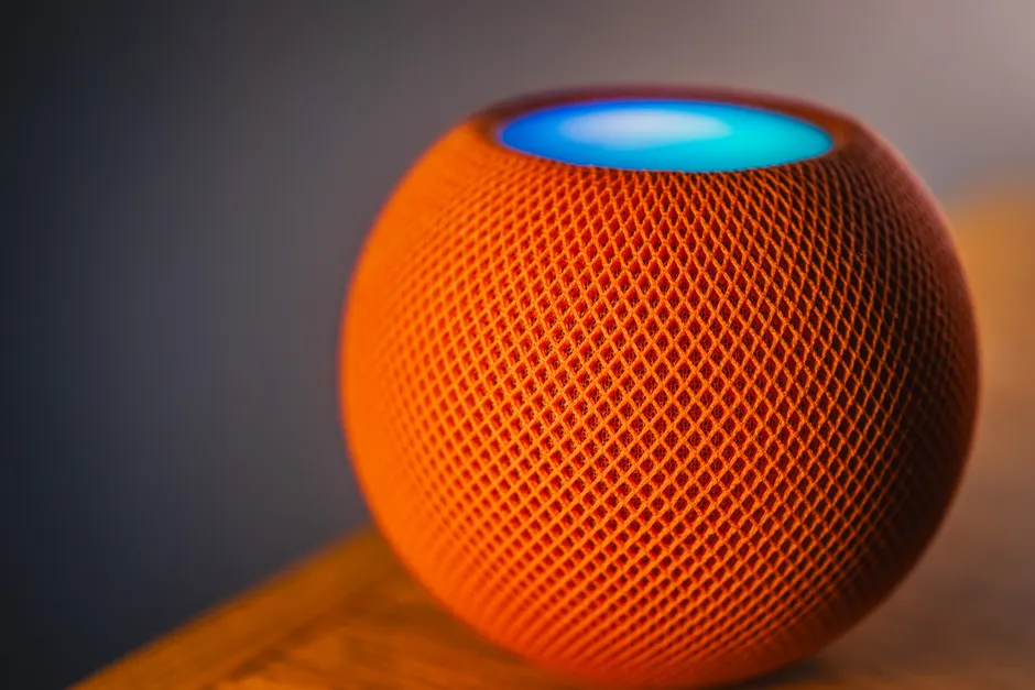 Detail Smart Speaker On Kitchen Counter Minimal Number 12