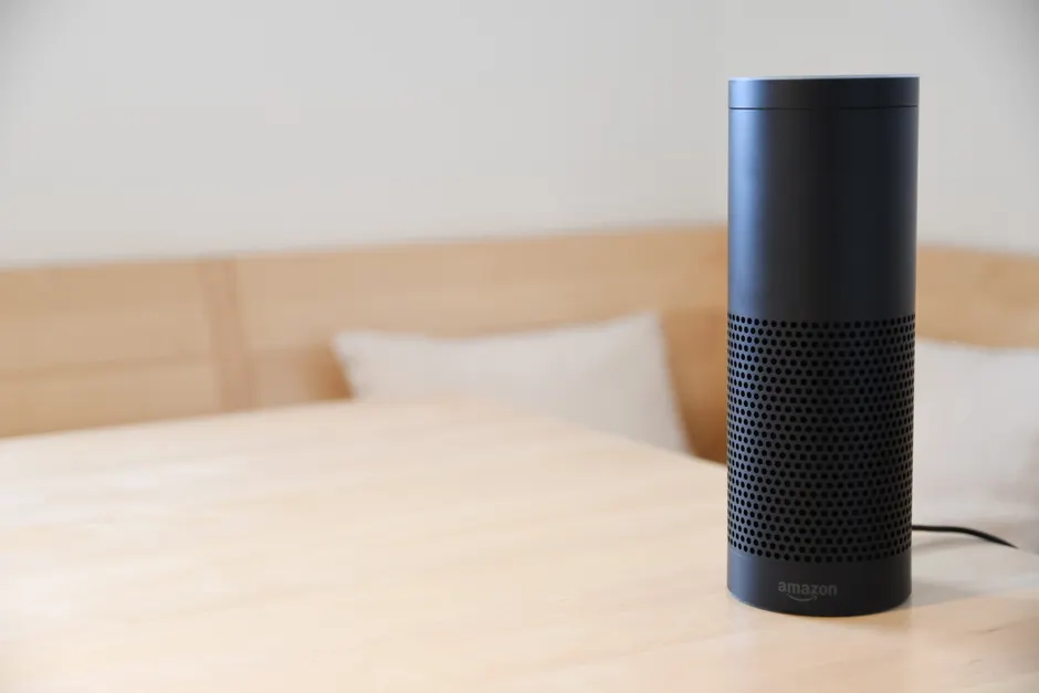 Detail Smart Speaker On Kitchen Counter Minimal Number 9