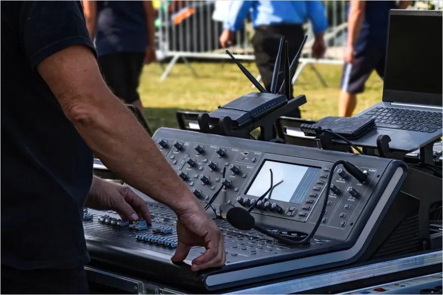 Detail Sound Mixing Console Festival Photo Number 2