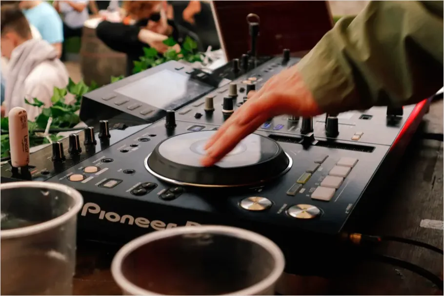 Detail Sound Mixing Console Festival Photo Number 7