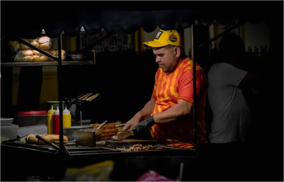 Detail Street Food Stall Cooking Photo Number 12