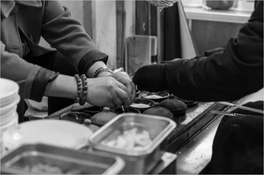 Detail Street Food Stall Cooking Photo Number 3