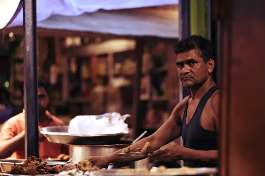 Detail Urban Street Vendor Close Up Photo Number 2